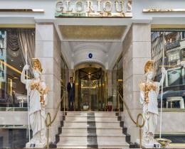Glorious Hotel